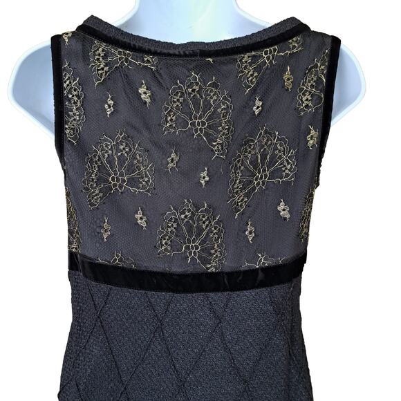 NEW ST. JOHN Evening Black Knit Cocktail Dress Gold Lace V-neck Sz 2 $1495 - Picture 7 of 12